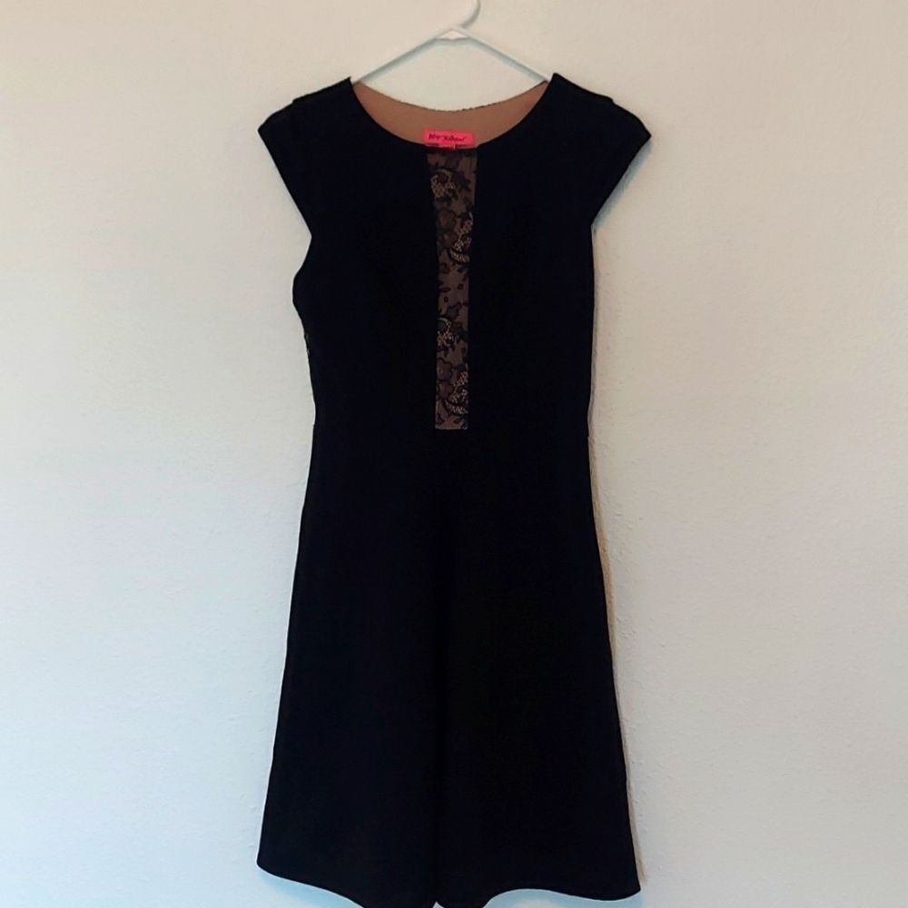 Betsey Johnson Black Lace Dress Size 2 EUC